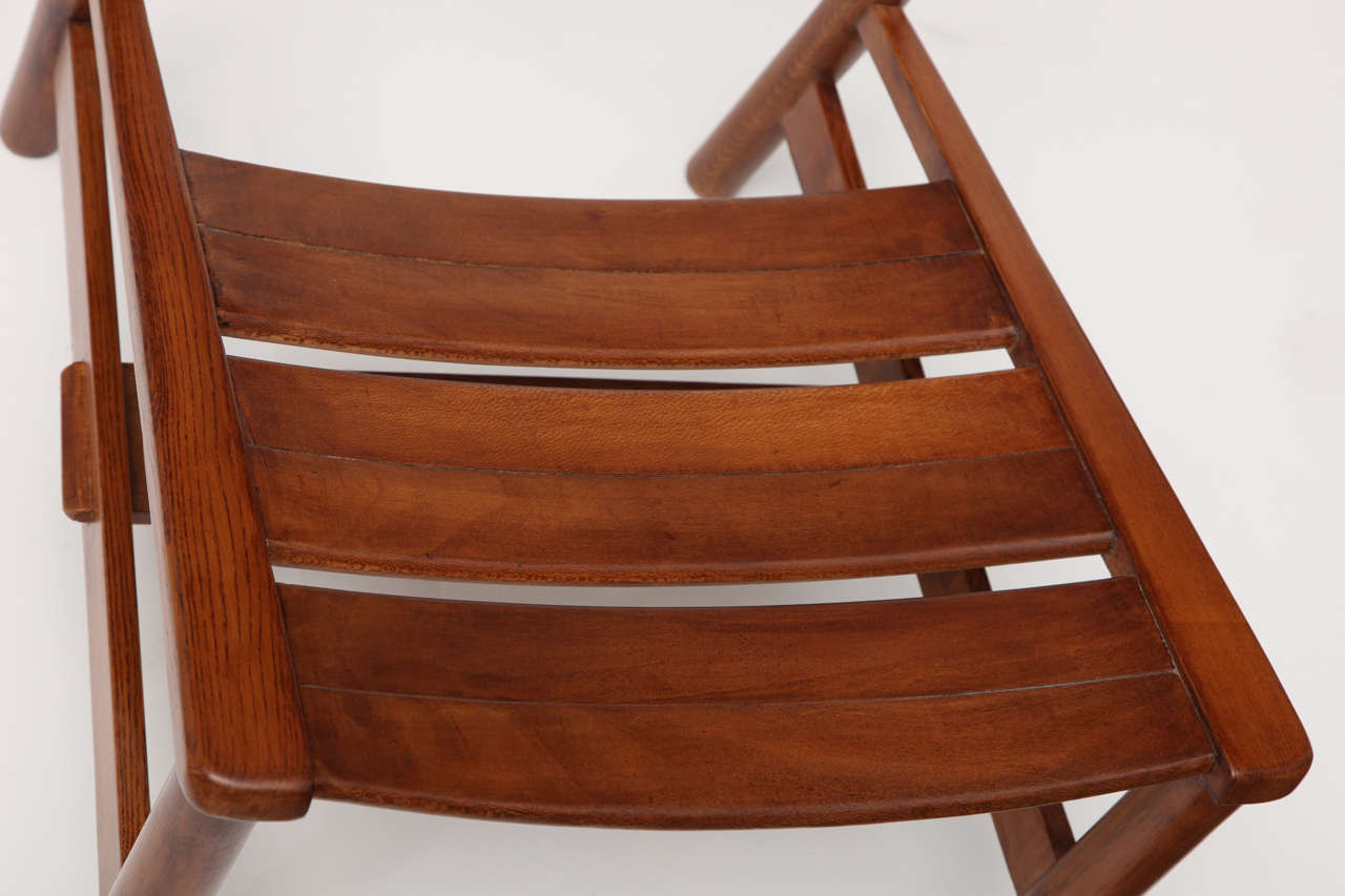 Pierre Gautier-Delaye, Pair of oak lounge chairs, France, c. 1950 In Good Condition In New York, NY