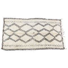 Vintage Beni Ouarain Moroccan Berber Rug 6