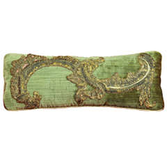 Appliquéd Pillow Appliquéd Pillow