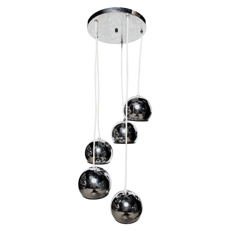 Lampe suspendue à cinq niveaux en forme de globe chromé de Goffredo Reggiani, années 1960