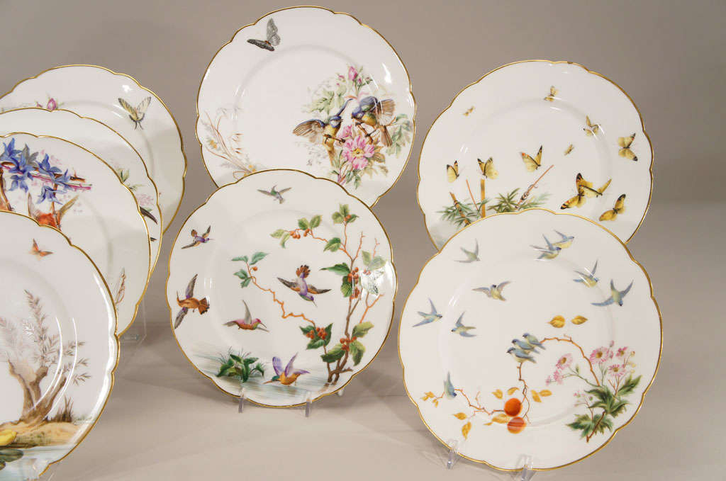 12 Platos de Postre Franceses Pintados a Mano con Mariposas y  Pájaros en venta 2