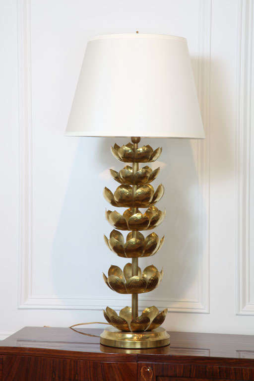 Pair Of Brass Lotus Leaf Table Lamps In Excellent Condition In Dallas, TX