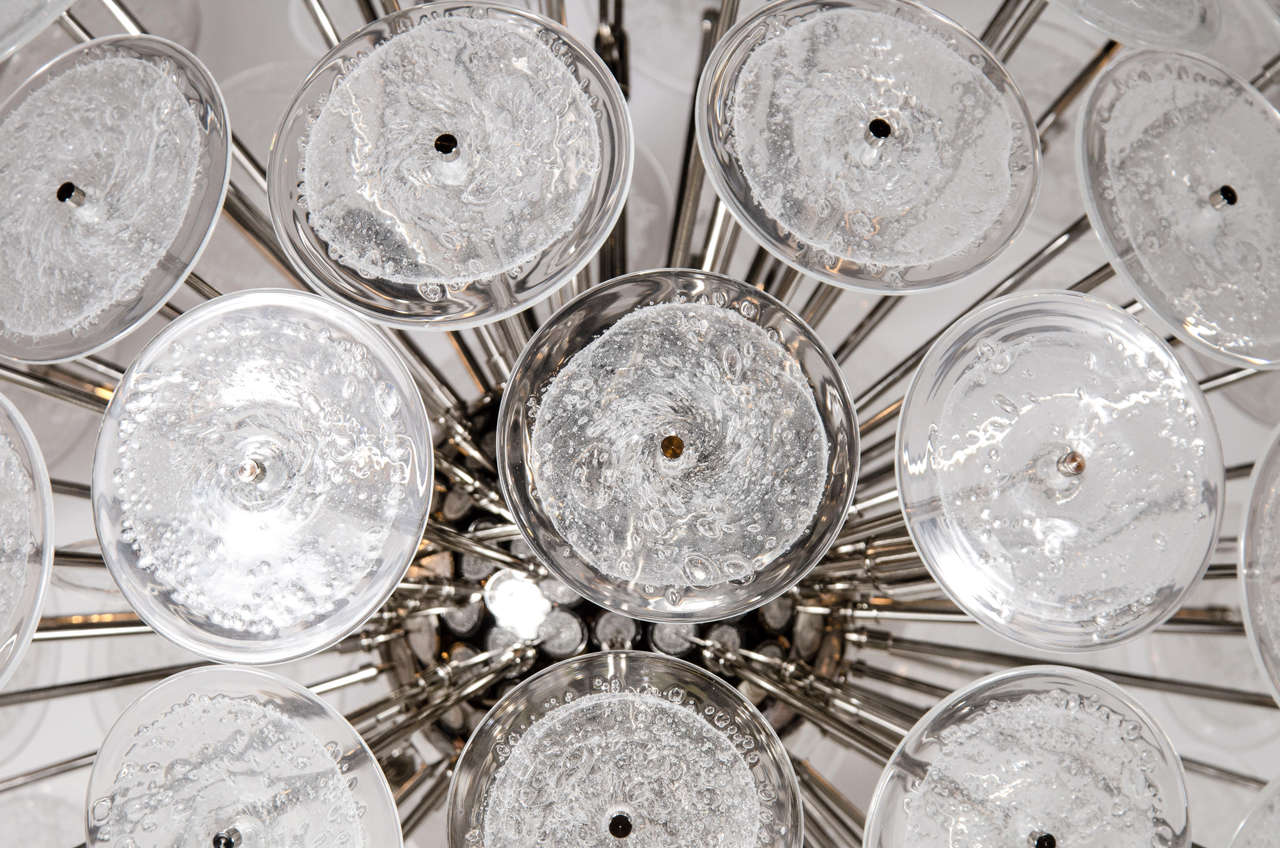 Italiano Sputnik a disco traslucido modernista con finiture in cromo lucido in vendita