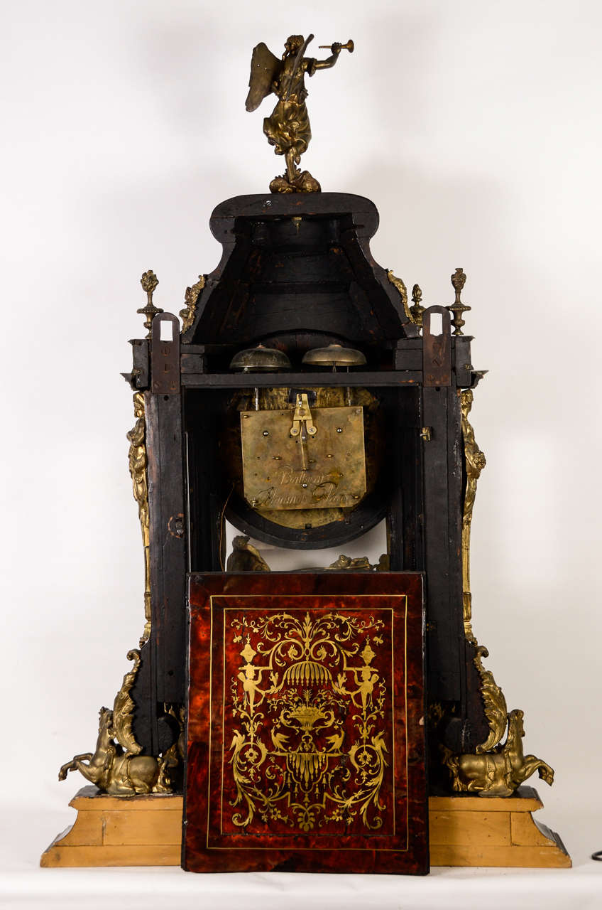 A very impressive Louis XIV boulle Bracket Clock 4