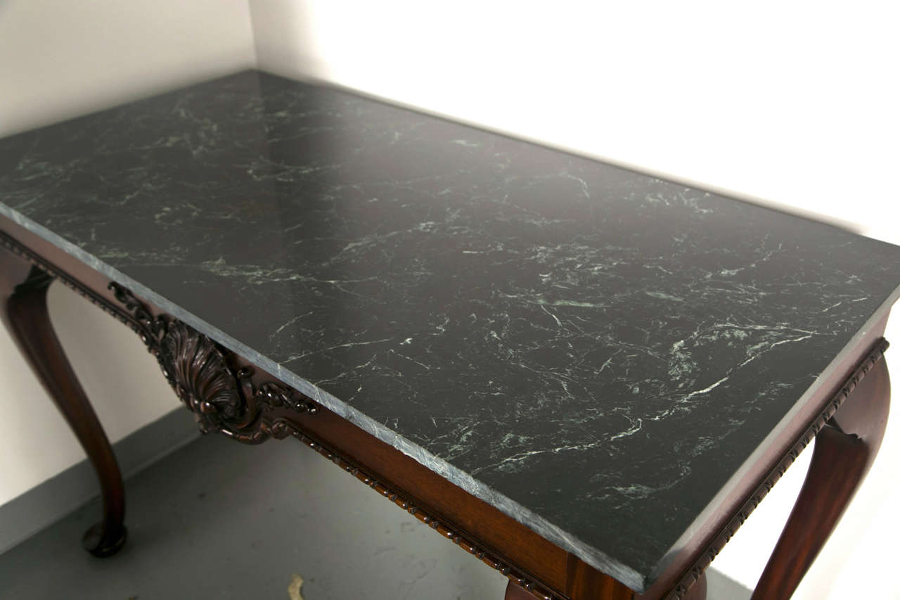 Queen Anne Marble Top Console In Good Condition For Sale In Brooklyn, NY