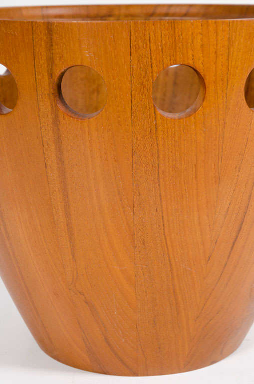 Danish Modern Staved Teak Fruit Bowl by Jens Quistgaard In Excellent Condition For Sale In New York, NY
