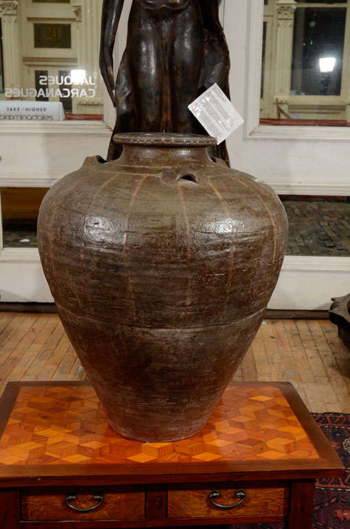 Ribbed Clay Export Jar