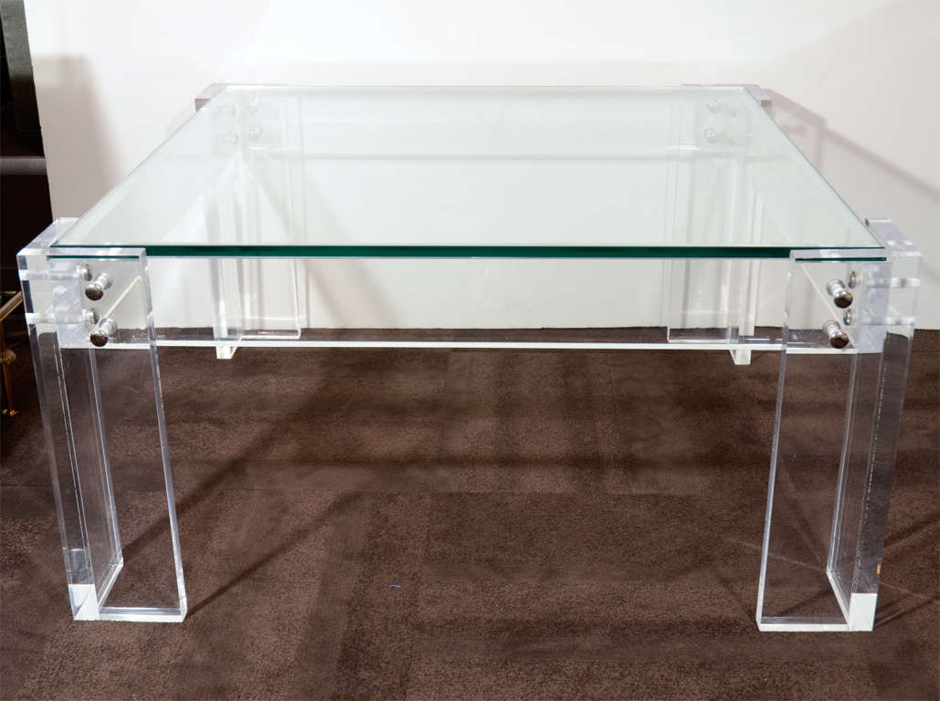 Bold 1970s Mid-Century Modernist Lucite and Glass Cocktail Table 3