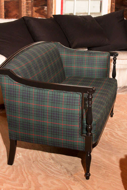 Tartan Loveseat In Good Condition For Sale In Hudson, NY