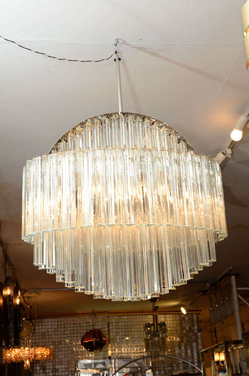 Hollywood Regency Italian Crystal Chandelier by Camer For Sale