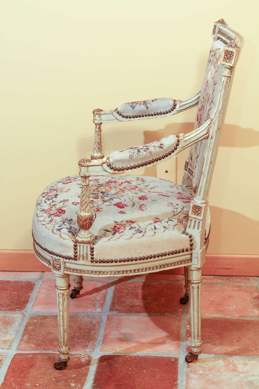 French Louis XVI Painted Arm Chair For Sale 2