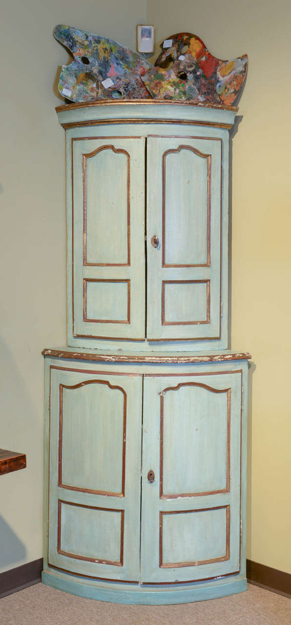 19th century painted corner cupboard, circa 1890
This charming corner cupboard is painted a pale color and offers great storage.
It's always difficult to find corner cupboards so we didn't want to pass this one up. It is versatile enough to use in