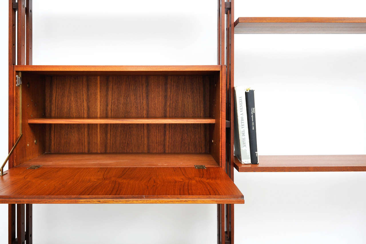 Rosewood Albini Bookcase  LB10 For Sale