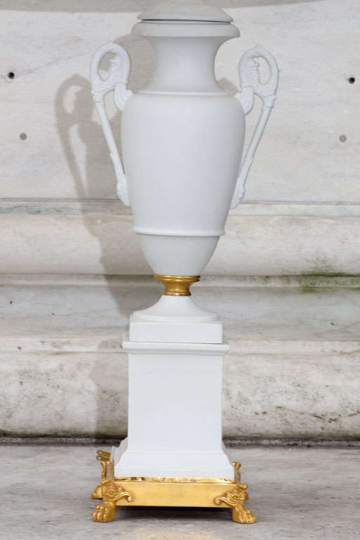 French Unglazed Paris Porcelain and Gilded Bronze Lamp For Sale