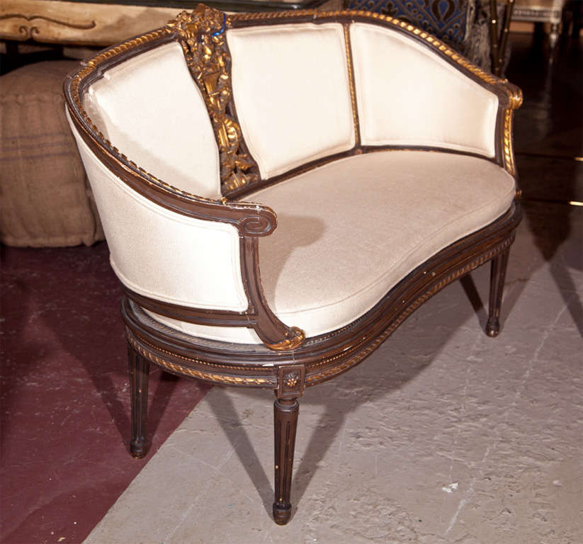 Louis XVI Canape signed Guillaume Grohe In Good Condition In Stamford, CT