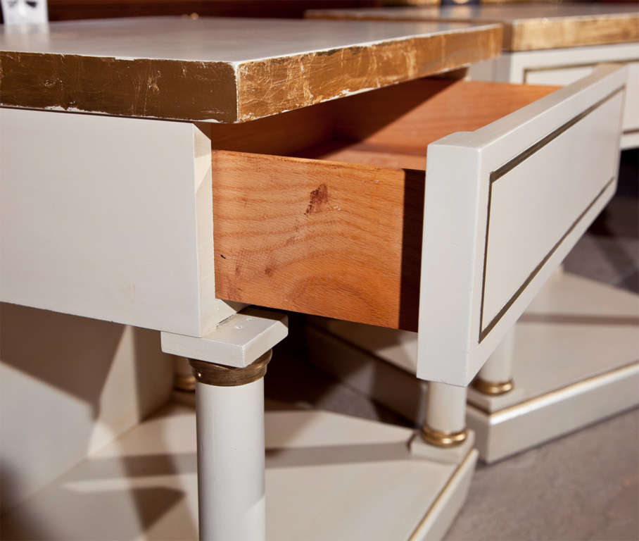 Mid-20th Century Pair of White Painted End Tables/Nightstands For Sale