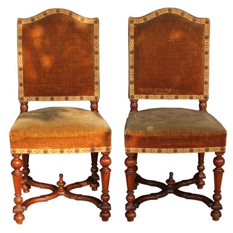 Set of 6 French Louis XIII style chairs. For Sale