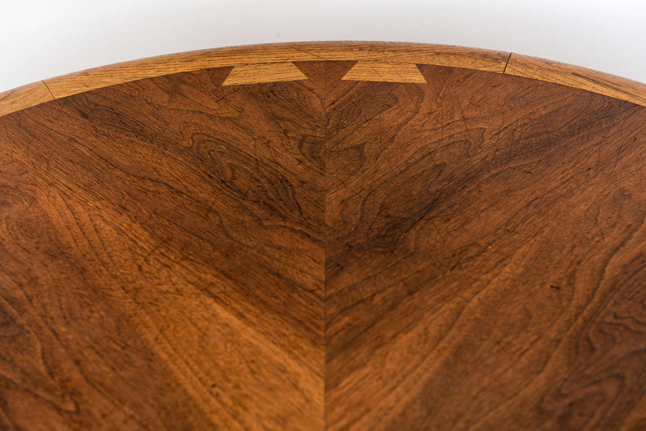 American Lane Round Dove Tail Coffee Table
