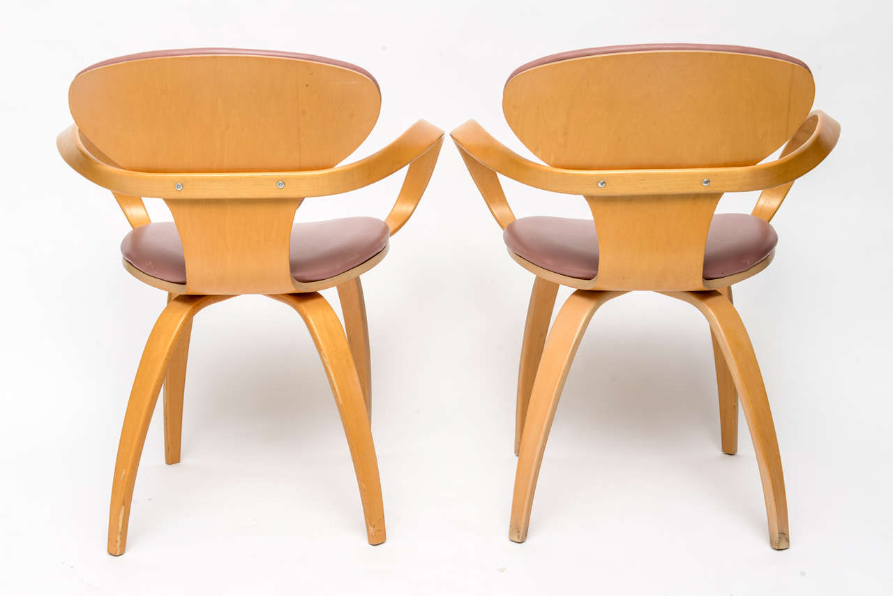 PVC Normal Cherner Pretzel Chairs for Plycraft