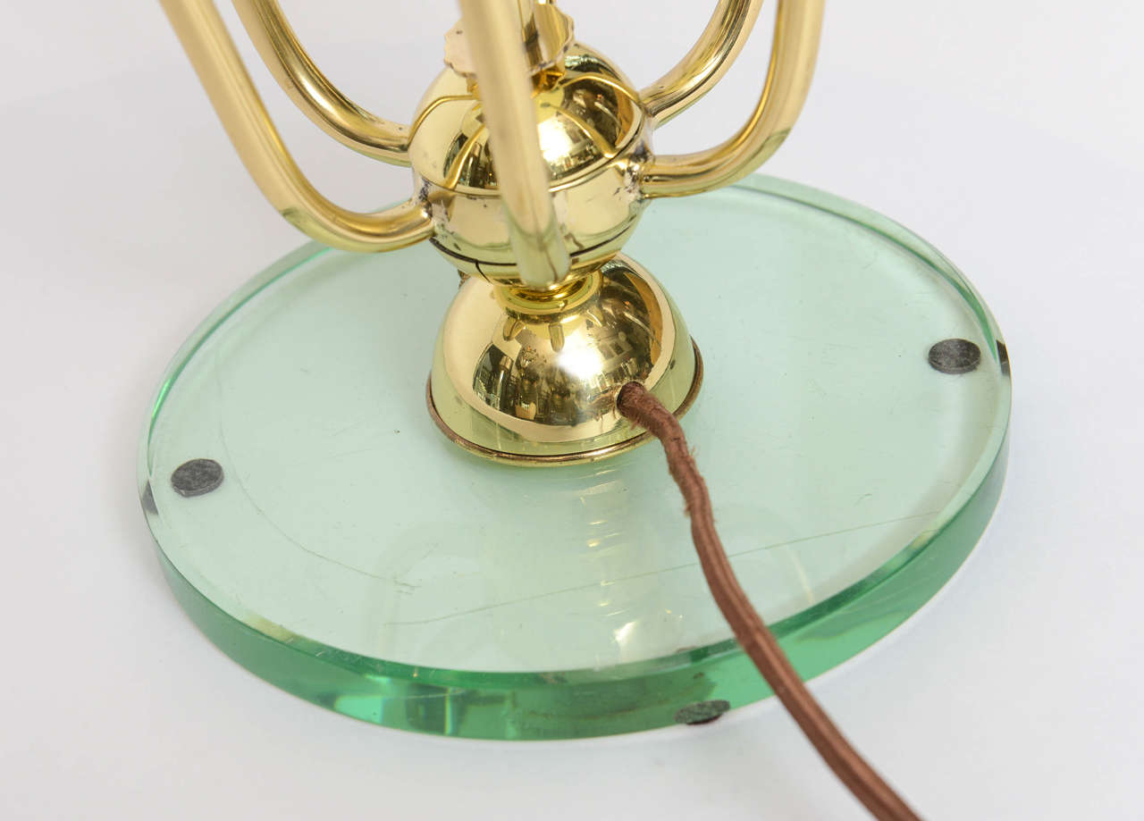 Exceptionnelle lampe de table italienne à la manière de Fontana Arte en vente 4