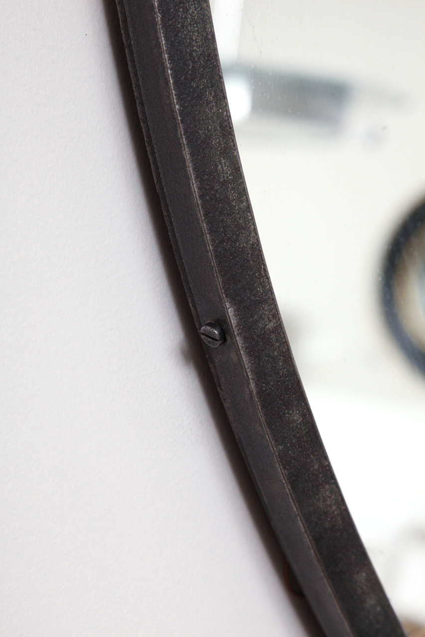 19th Century Round Convex Mirror In Good Condition In New York, NY