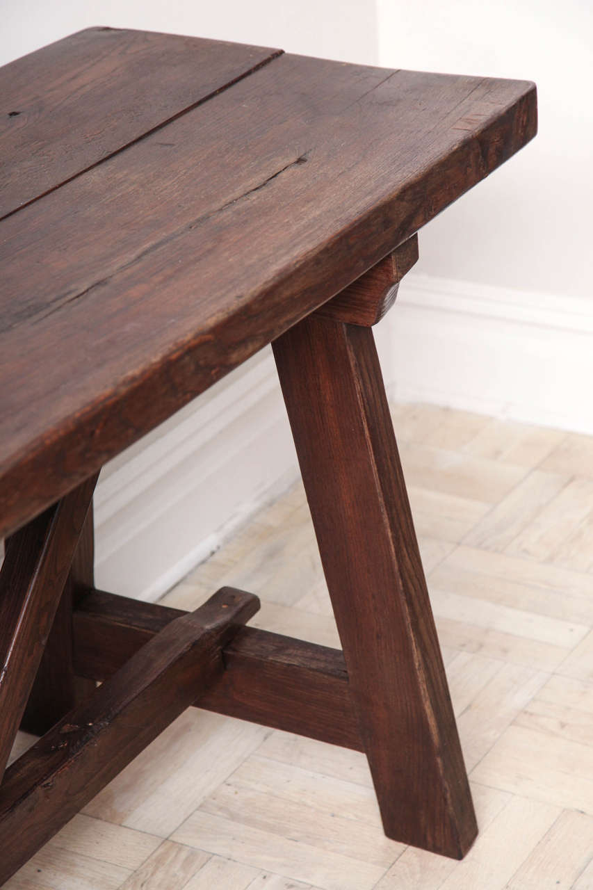 Late 18th-19th Century Walnut Table For Sale 3