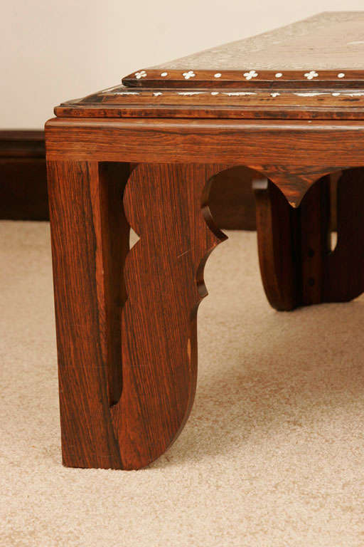 A superb Colonial Rosewood Coffee Table 3