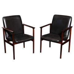 Pair of Rosewood an Black Leather Armchairs by Arne Vodder for Sibast