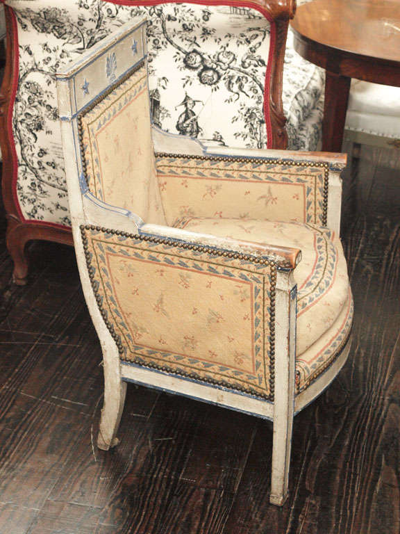 Pair of His and Hers bergere and Fauteuil For Sale 2