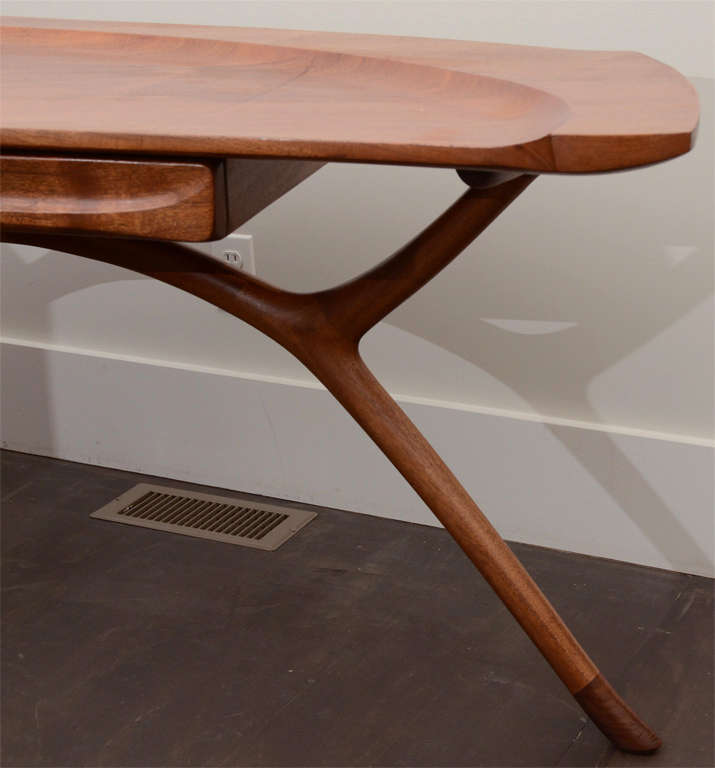 Modernist Wooden Desk by Ethan Perry In Excellent Condition In New York City, NY