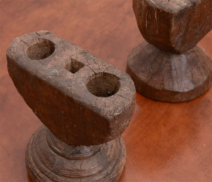 Pair of Rustic Wooden Carved Candlestick Holders In Distressed Condition In New York City, NY