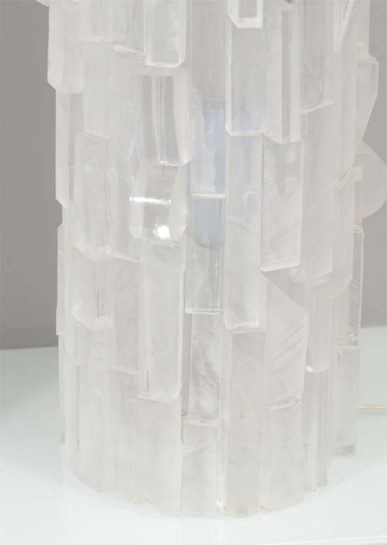 Pair of Frosted Acrylic Cylinder Table Lamps In New Condition In New York, NY
