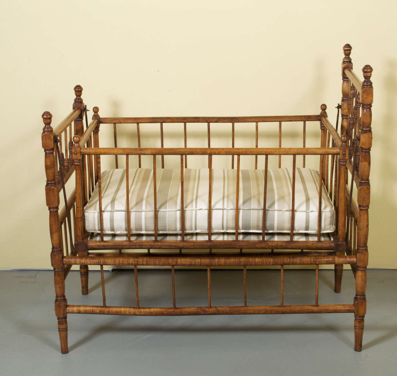 19th Century Country, French Birchwood Swinging Cradle - STORE CLOSING MAY 31ST For Sale 4