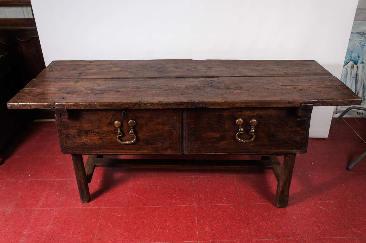 18th Century Spanish Work Table In Good Condition In Sheffield, MA