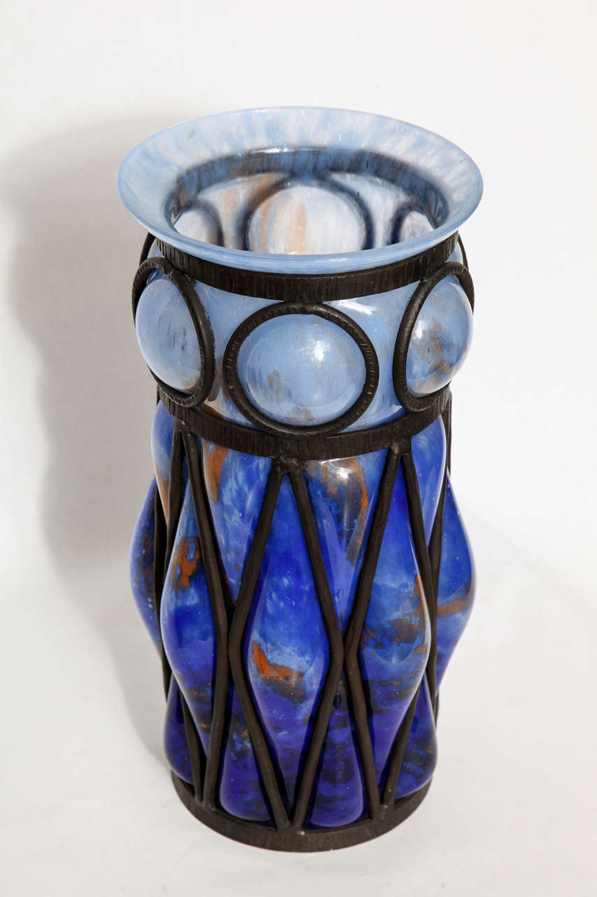 A 1930's French Art Glass Vase 2