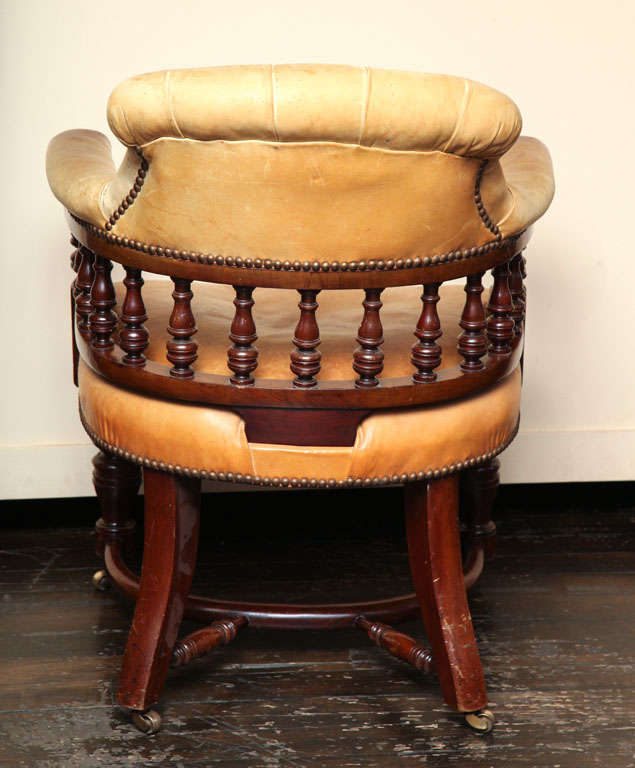 19th century English Desk chair 3