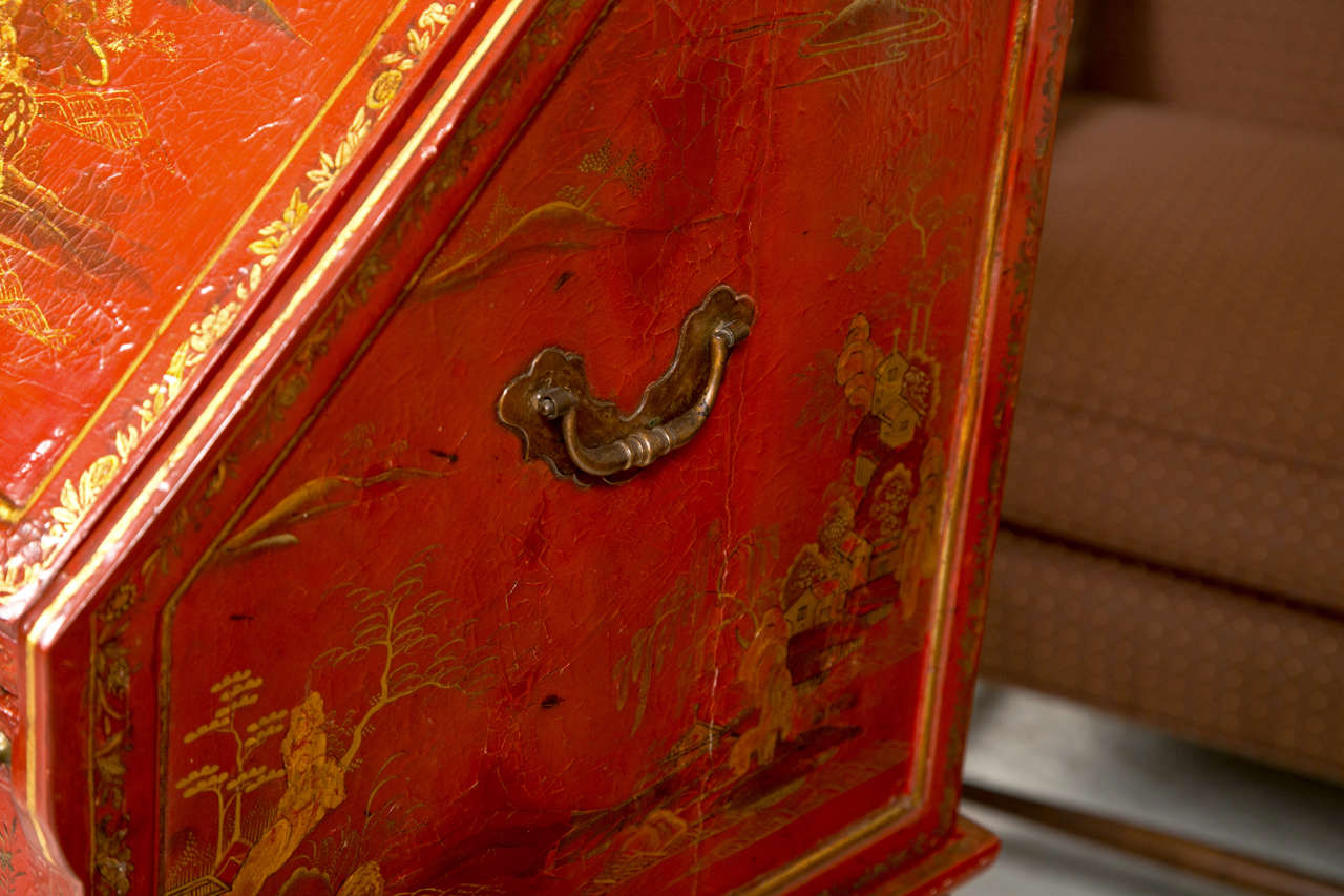English 19th Century Painted Chinoiserie Desk