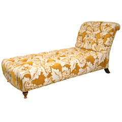 Decorative Tufted Daybed