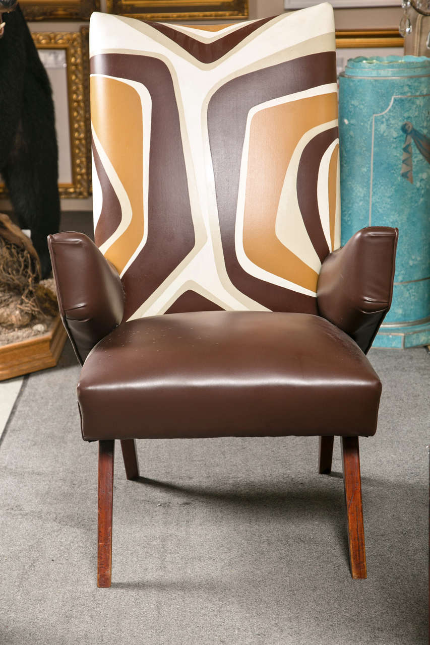 Pair of Mid-Century Leather Chairs 1
