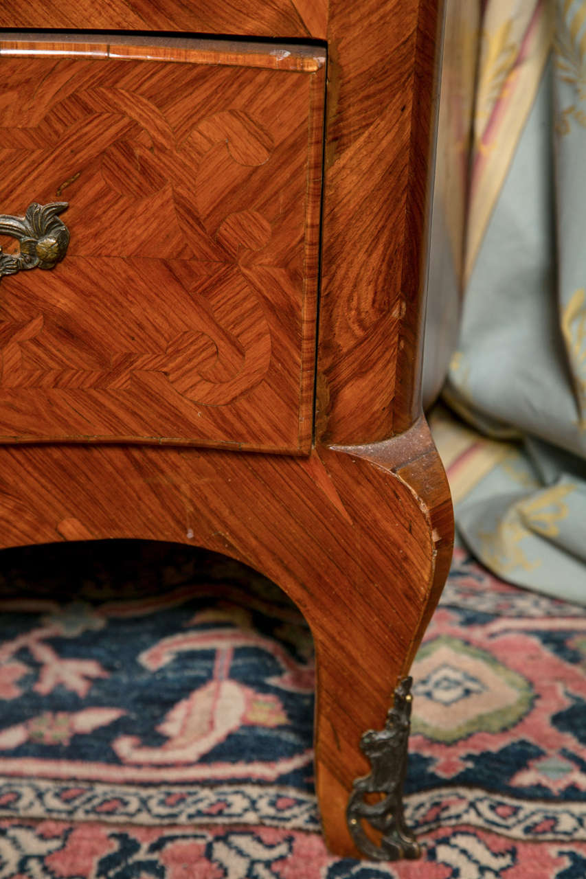 20th Century French Louis XV Style Tulipwood Commode For Sale
