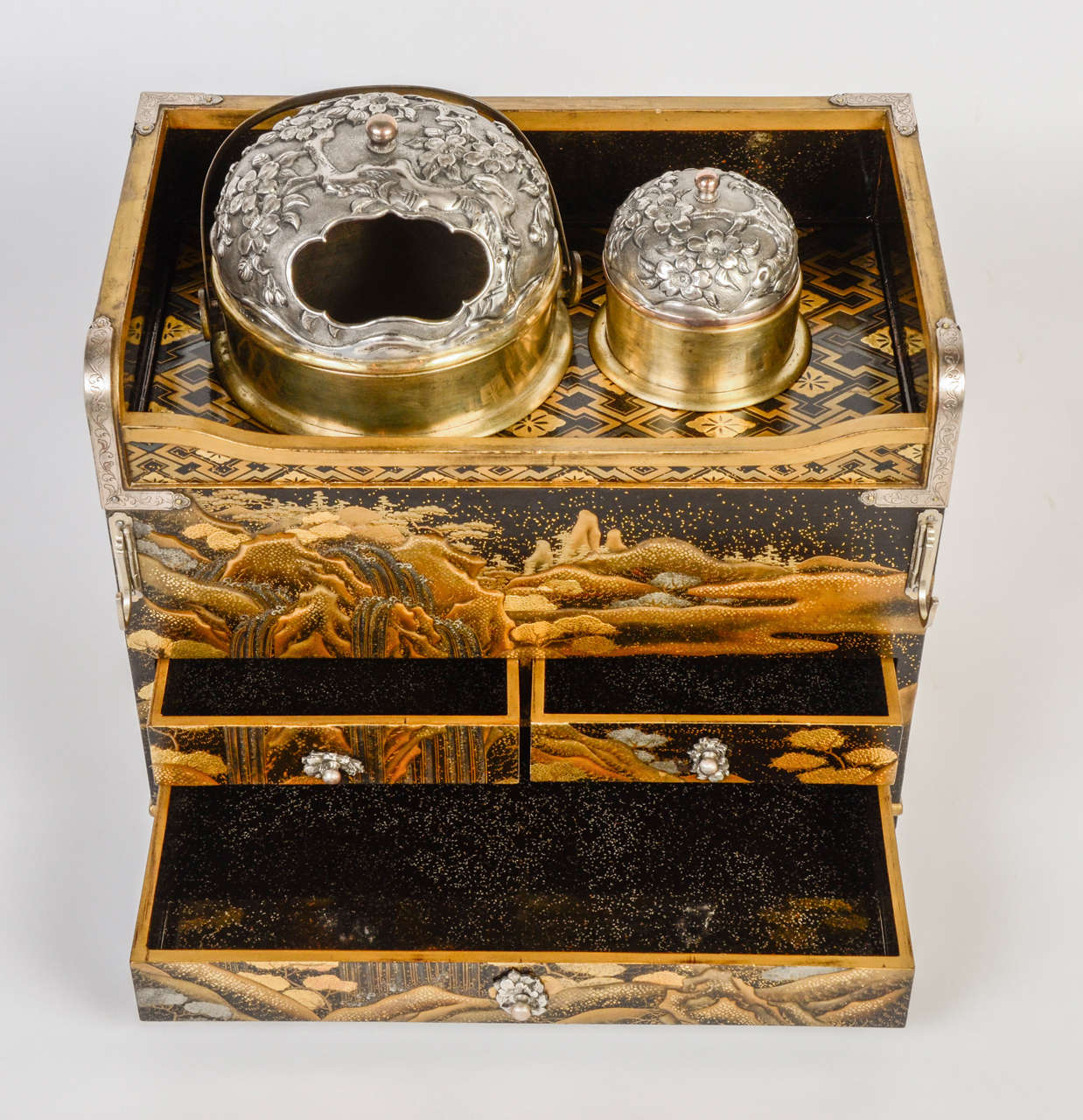 19th Century Tabakobon Japanese Lacquer 2
