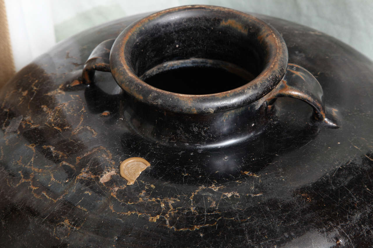 Black Pottery Wine Jar 1