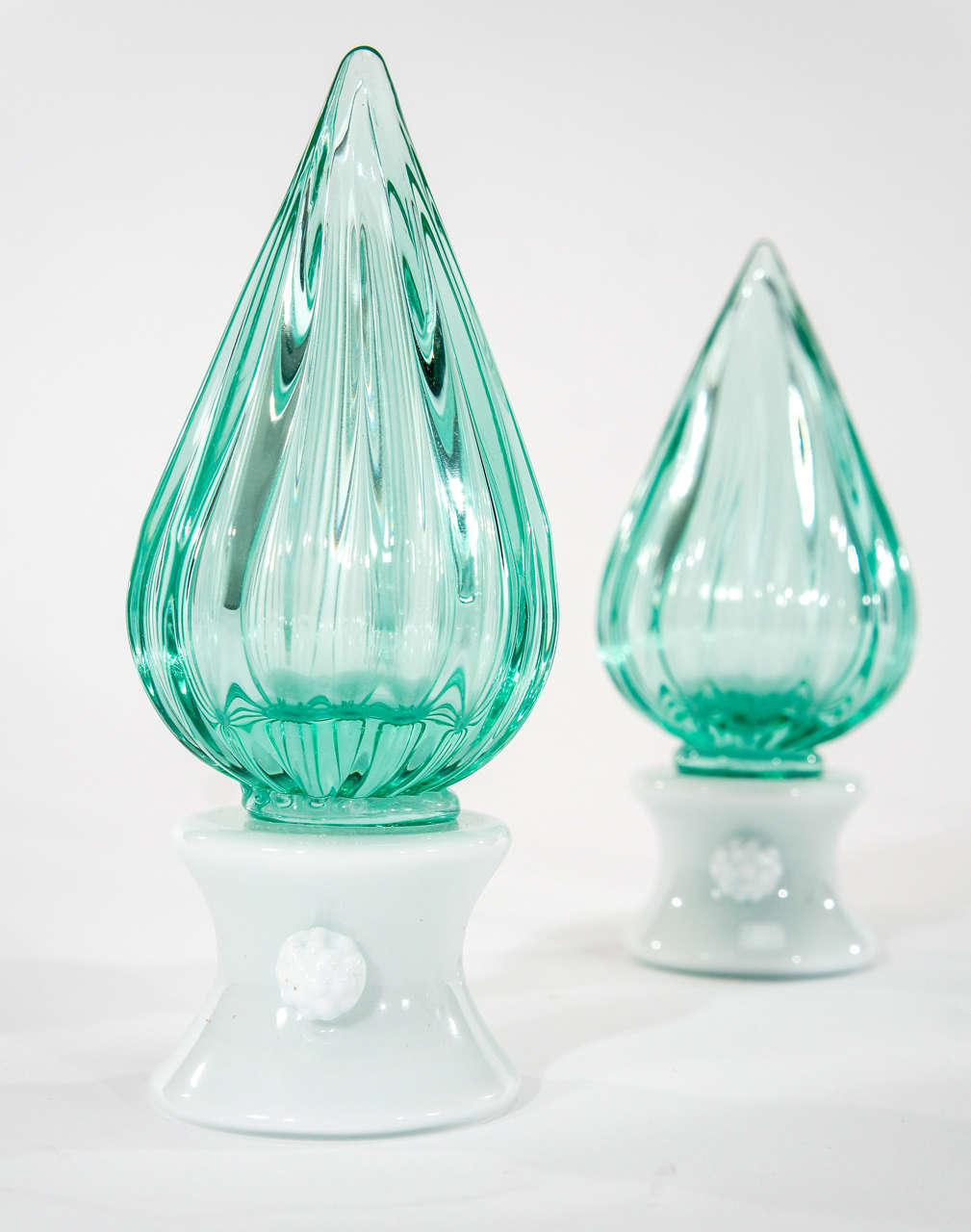 Crystal Set of 5 Venini Murano Hand Blown Teal Teardrop Sculptures/Garniture on Bases For Sale