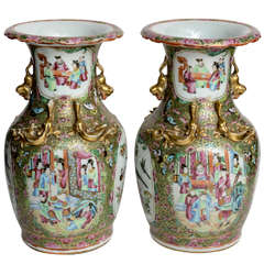 Rare Pair of Chinese Porcelain Famille Rose Vases, 19th Century
