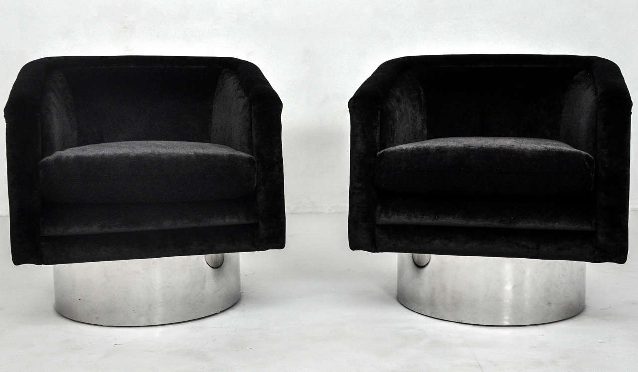 Late 20th Century Pace Swivel Chairs