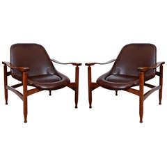Mid Century Pair of Italian Lounge Chairs by G. Moscatelli