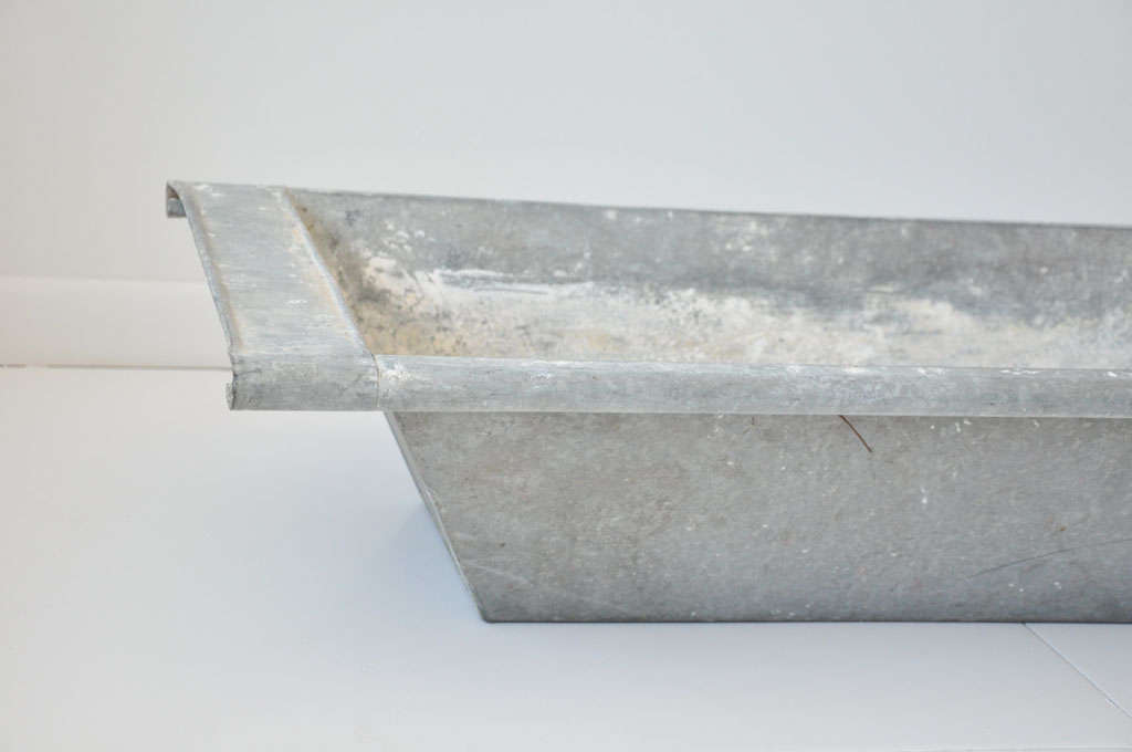 Zinc Trough In Good Condition In Phoenix, AZ