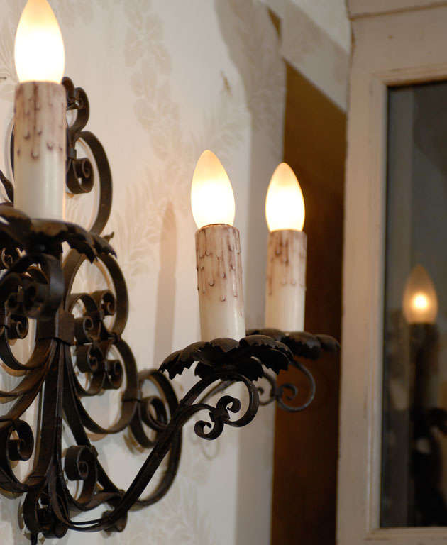 Pair of Vintage Black Iron Wall Sconces from France, Circa 1920 For Sale 3