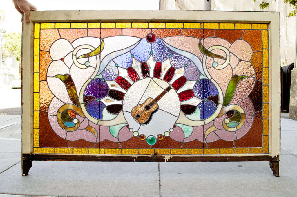 Fabuleux vitrail:: thème de la guitare