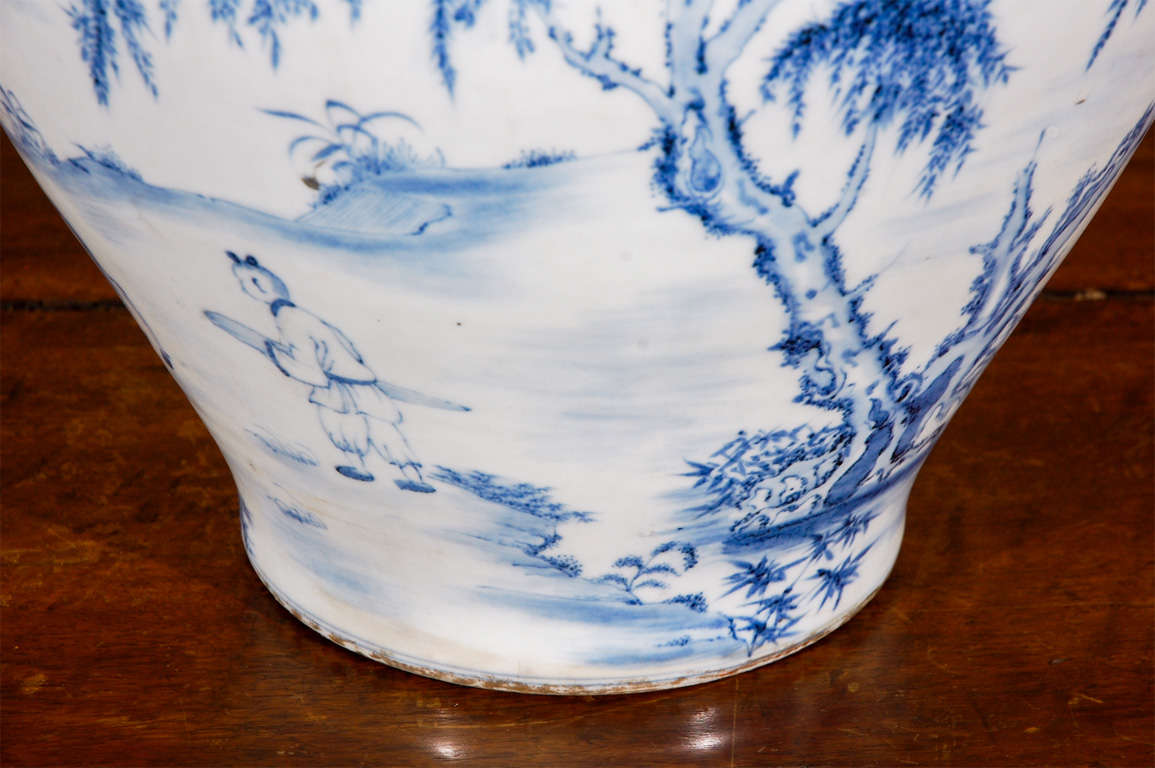 Handbemalt, 19. Jh. Koreanische Vase (19. Jahrhundert) im Angebot
